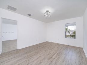 624 NE 5th St, Florida City FL 33034