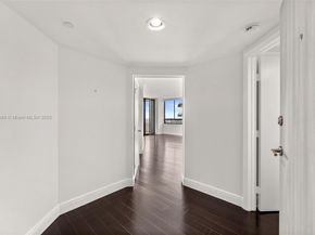 1330 West Ave 1614, Miami Beach FL 33139