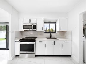 2401 SW 45th Ave, Fort Lauderdale FL 33317