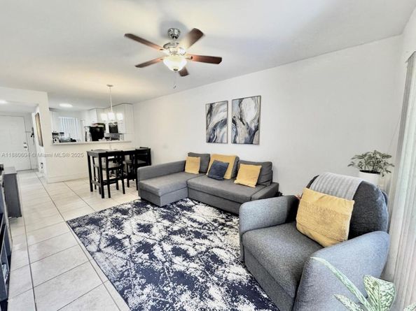 9956 Nob Hill Pl 9956, Sunrise FL 33351