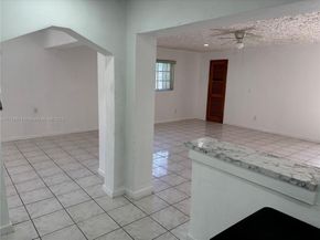 10465 SW 173rd Ter, Miami FL 33157