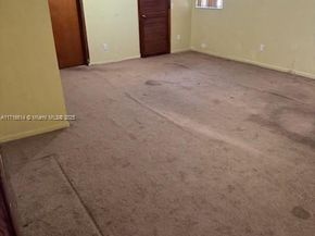 10465 SW 173rd Ter, Miami FL 33157