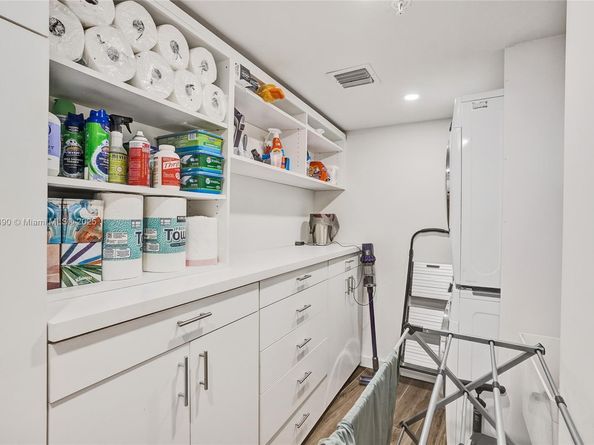 9 Island Ave 1814, Miami Beach FL 33139