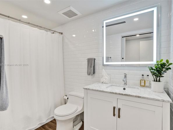 9 Island Ave 1814, Miami Beach FL 33139