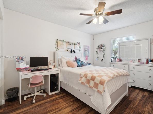 3659 NW 91st Ln, Sunrise FL 33351