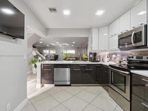 3659 NW 91st Ln, Sunrise FL 33351