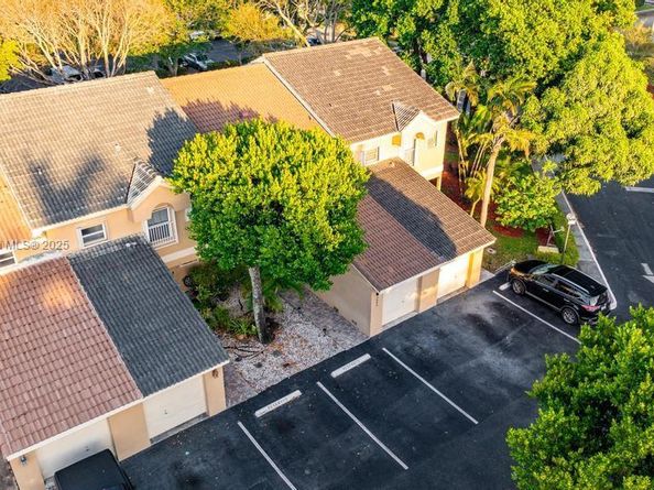 3659 NW 91st Ln, Sunrise FL 33351