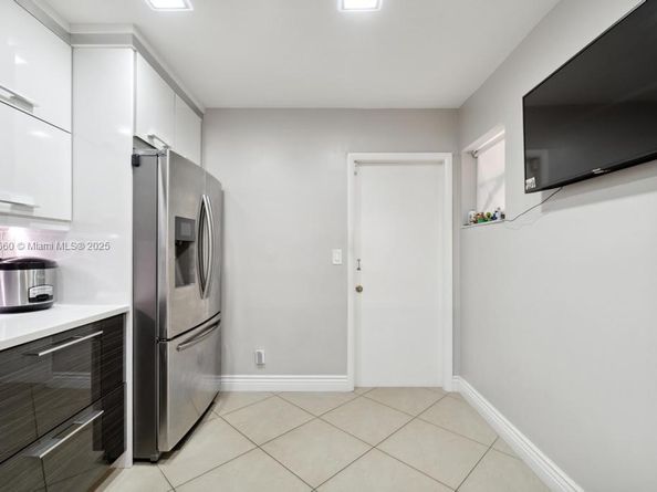 3659 NW 91st Ln, Sunrise FL 33351