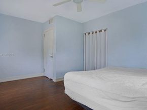 1423 Biarritz Dr, Miami Beach FL 33141