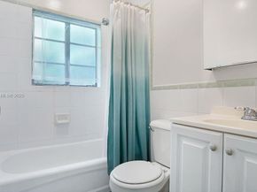 1423 Biarritz Dr, Miami Beach FL 33141