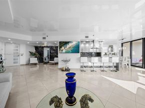 19667 Turnberry Way 20B, Aventura FL 33180