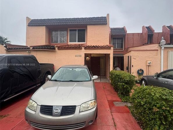 4360 W 11th Ln 33, Hialeah FL 33012