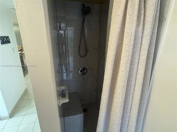 4360 W 11th Ln 33, Hialeah FL 33012