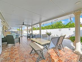 31 NW 133rd Pl, Miami FL 33182