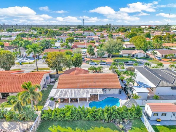 31 NW 133rd Pl, Miami FL 33182