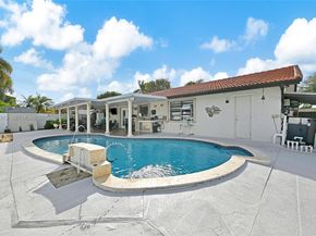 31 NW 133rd Pl, Miami FL 33182