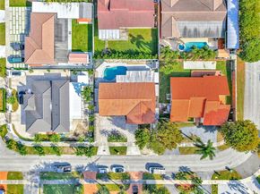 31 NW 133rd Pl, Miami FL 33182