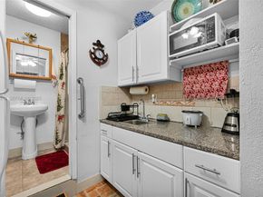 31 NW 133rd Pl, Miami FL 33182