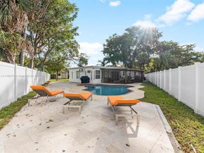 503 S 58th Ct, Hollywood FL 33023