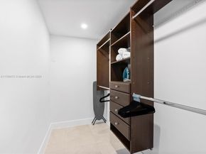 503 S 58th Ct, Hollywood FL 33023