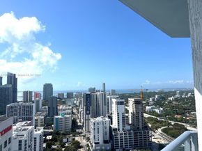 185 SW 7th St 3502, Miami FL 33130