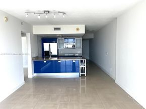 185 SW 7th St 3502, Miami FL 33130
