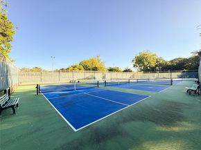 9410 Poinciana Pl 405, Davie FL 33324
