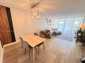 9410 Poinciana Pl 405, Davie FL 33324
