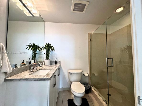 Undisclosed Address #A11910804, Miami FL 33130