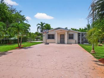 395 NW 124th St