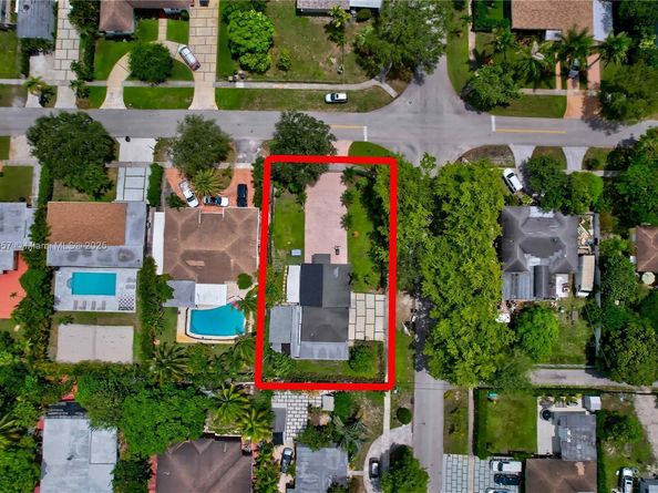 395 NW 124th St, North Miami FL 33168