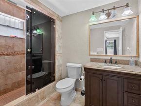 395 NW 124th St, North Miami FL 33168