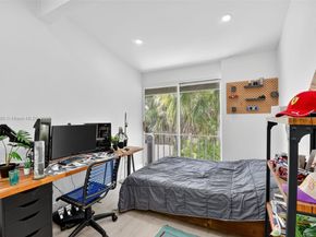 19220 NE 25th Ave 274B, Miami FL 33180