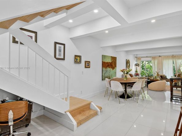 19220 NE 25th Ave 274B, Miami FL 33180