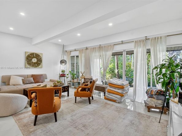 19220 NE 25th Ave 274B, Miami FL 33180