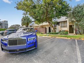 19220 NE 25th Ave 274B, Miami FL 33180