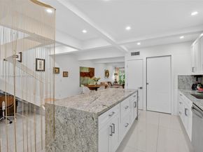 19220 NE 25th Ave 274B, Miami FL 33180