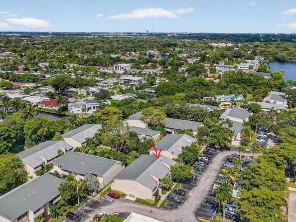 19220 NE 25th Ave 274B, Miami FL 33180