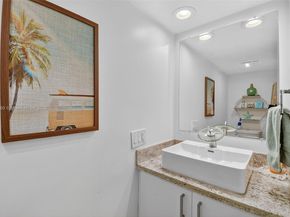 19220 NE 25th Ave 274B, Miami FL 33180