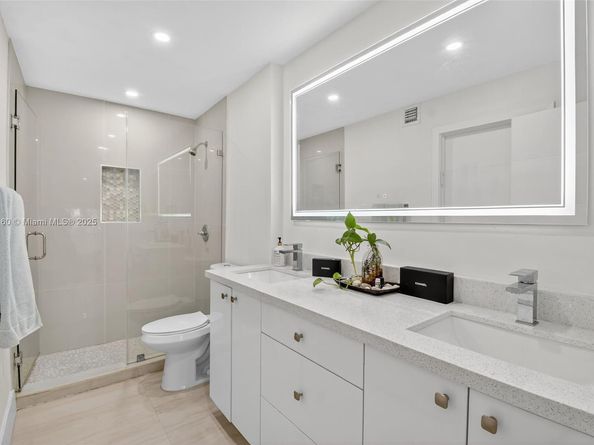 19220 NE 25th Ave 274B, Miami FL 33180