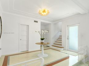 4580 Post Ave, Miami Beach FL 33140