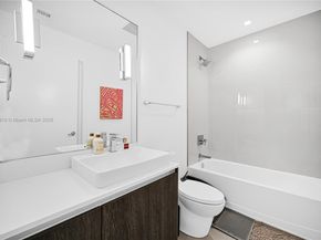 455 NE 39th St 205, Miami FL 33137