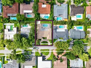 2210 NE 204th St, Miami FL 33180