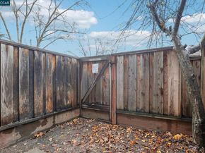 2450 Walters Way 11, Concord CA 94520