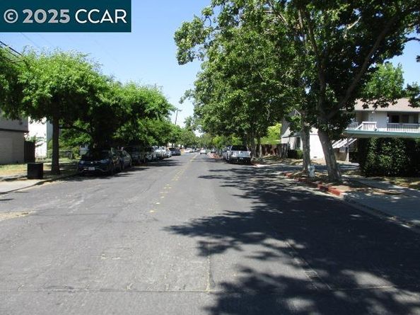 2450 Walters Way 11, Concord CA 94520