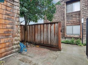 2450 Walters Way 11, Concord CA 94520
