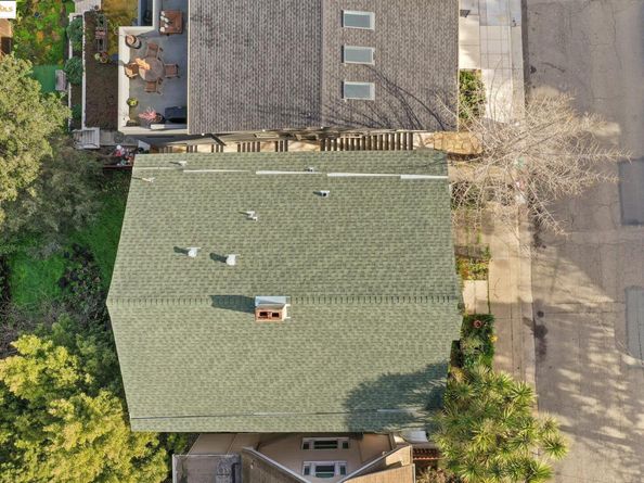 3537 Kempton, Oakland CA 94611