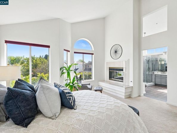 30300 Meridien Cir, Union City CA 94587