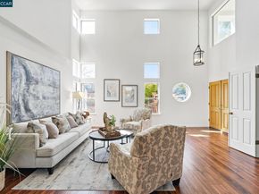 30300 Meridien Cir, Union City CA 94587