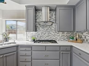 30300 Meridien Cir, Union City CA 94587